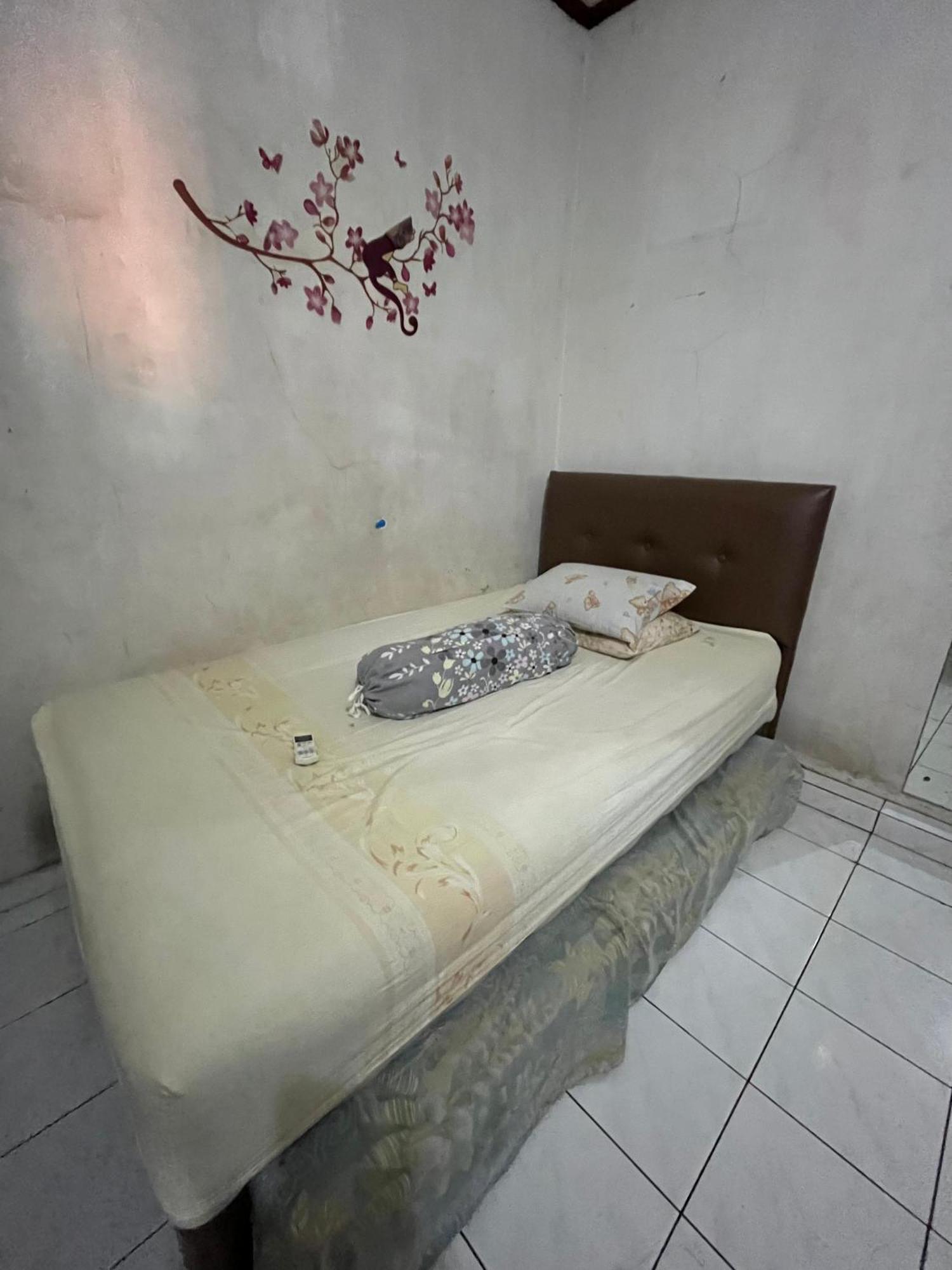 Spot On 94142 Al Fatih Residence Syariah 2 Jakarta Ngoại thất bức ảnh